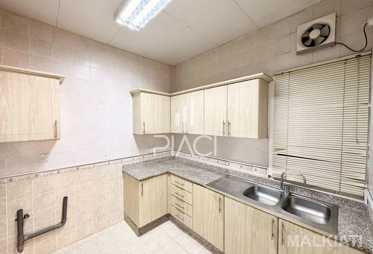 Spacious 2BHK for Rent in Najma – Prime Location - Image 4