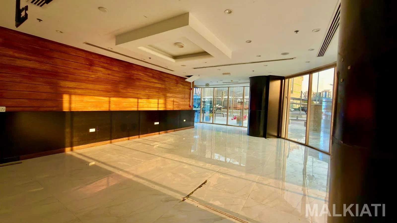 Prime Commercial Space for Rent – Transworld Tower 2 (No Commission) - Image 4
