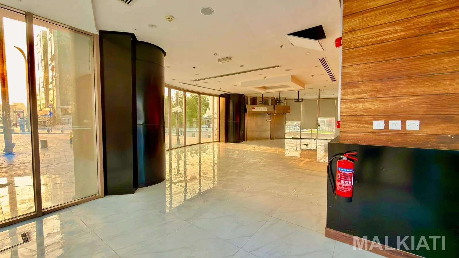 Prime Commercial Space for Rent – Transworld Tower 2 (No Commission) - Image 5