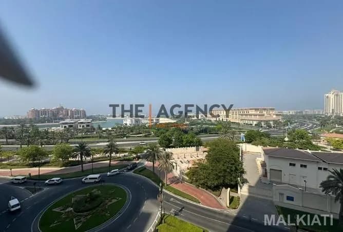 Luxury 2 Bedroom Apartment with Maid’s Room /Pearl