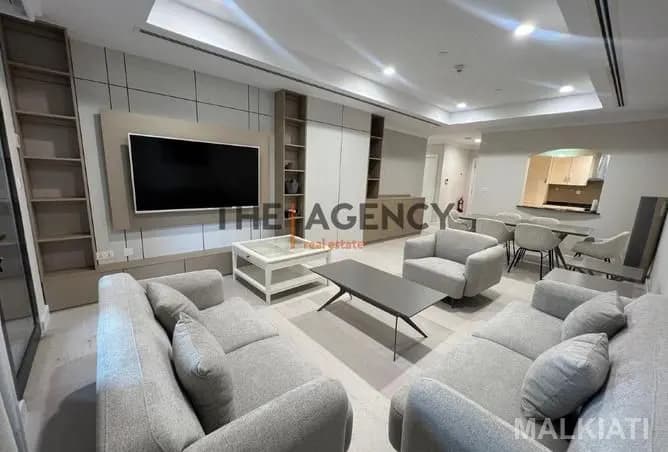 Luxury 1-Bedroom +Office for Sale in Porto Arabia - Image 3