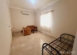 Furnished flat| 04 Masters Bedroom| Male Staff