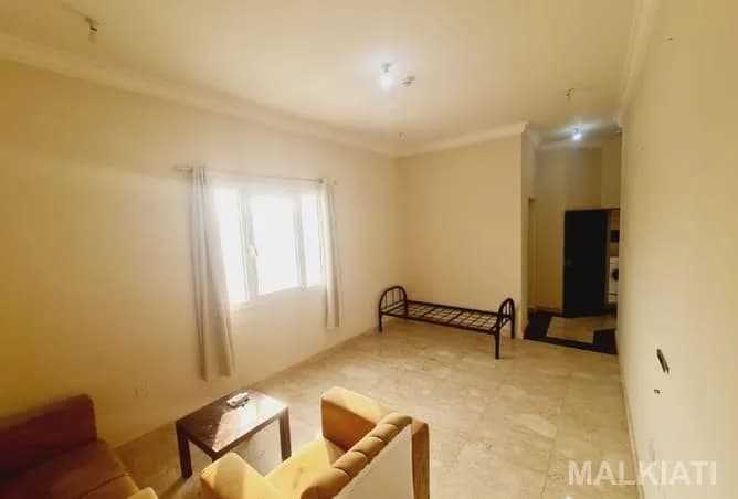 Furnished flat| 04 Masters Bedroom| Male Staff - Image 2