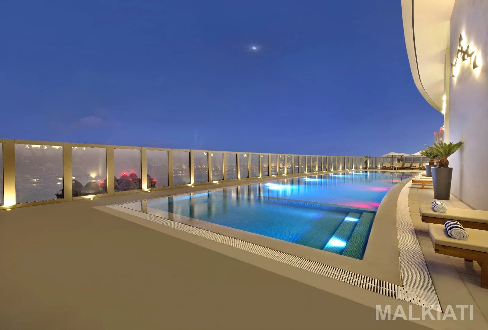 Luxury Fully Furnished Seafront Executive Studio | The Curve Hotel | West Bay | Contract Duration Yearly - Image 4