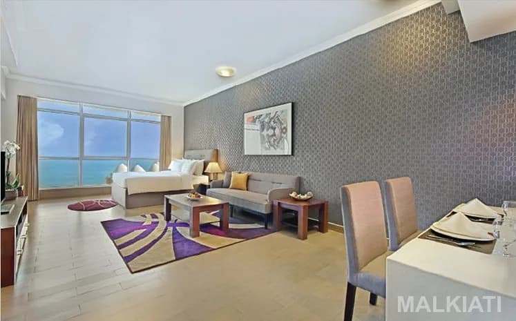 Luxury Fully Furnished Seafront Executive Studio | The Curve Hotel | West Bay | Monthly Stay (1–3 Months)