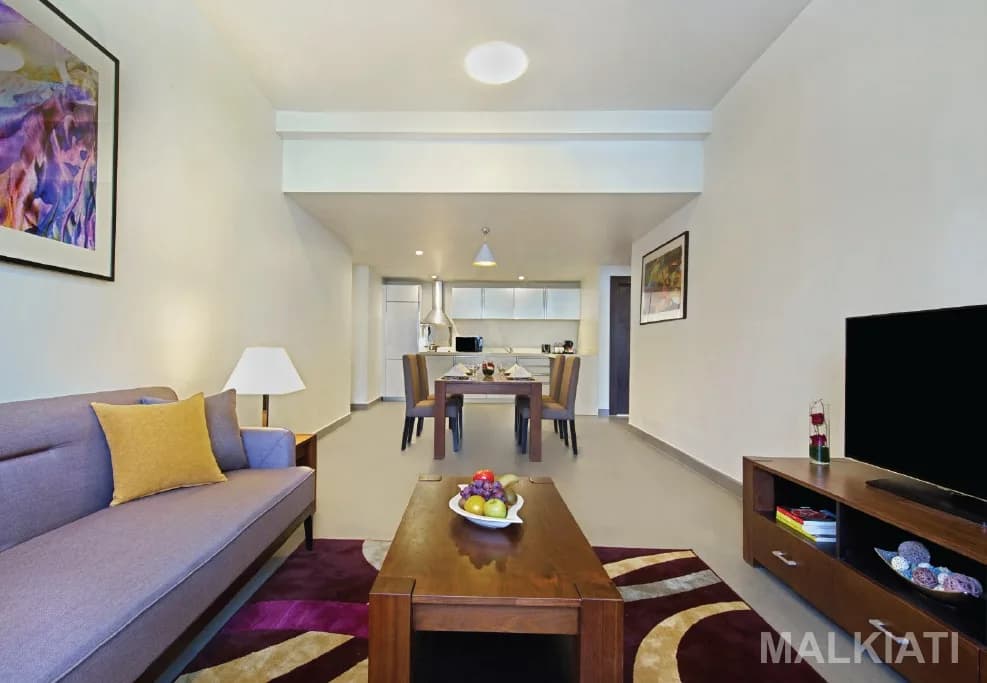 Luxury Seafront Fully Furnished 1 BR Executive | The Curve Hotel | West Bay | Daily Stay - Image 3