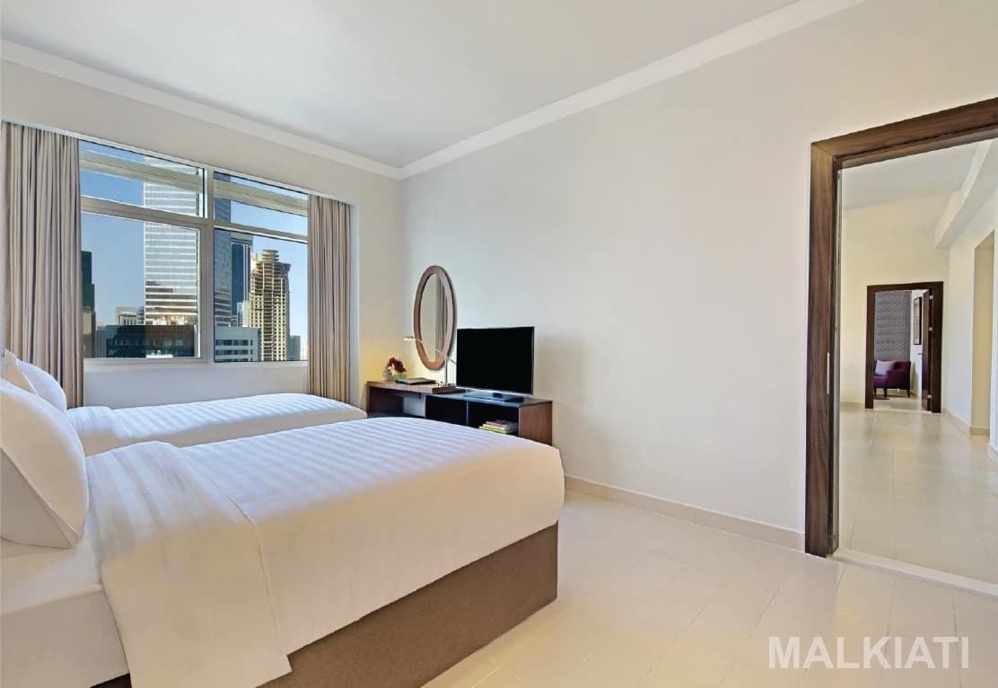 Luxury Seafront Fully Furnished 2 BR Premiere | The Curve Hotel | West Bay | Monthly Contract (1-3 Months) - Image 3
