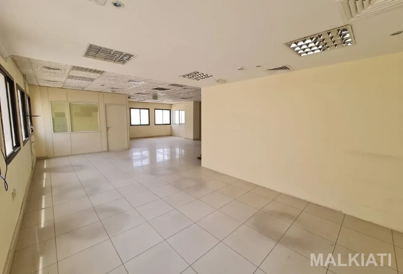 OFFICES FOR RENT IN AL THANI COMMERCIAL BUILDING - Image 4