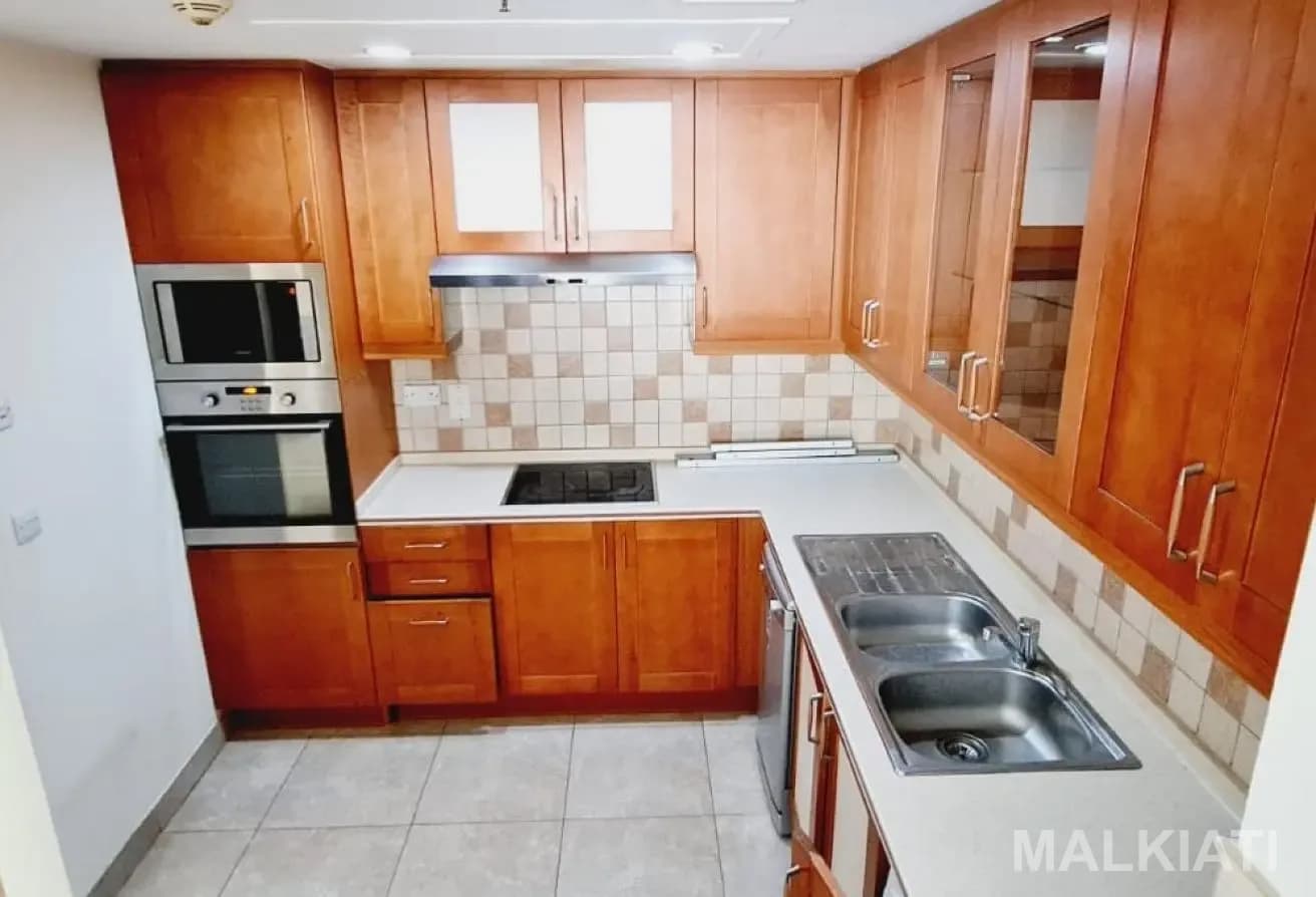2 Bed | QAR 9000 | Porto Arabia | Balcony | Sea - Image 2