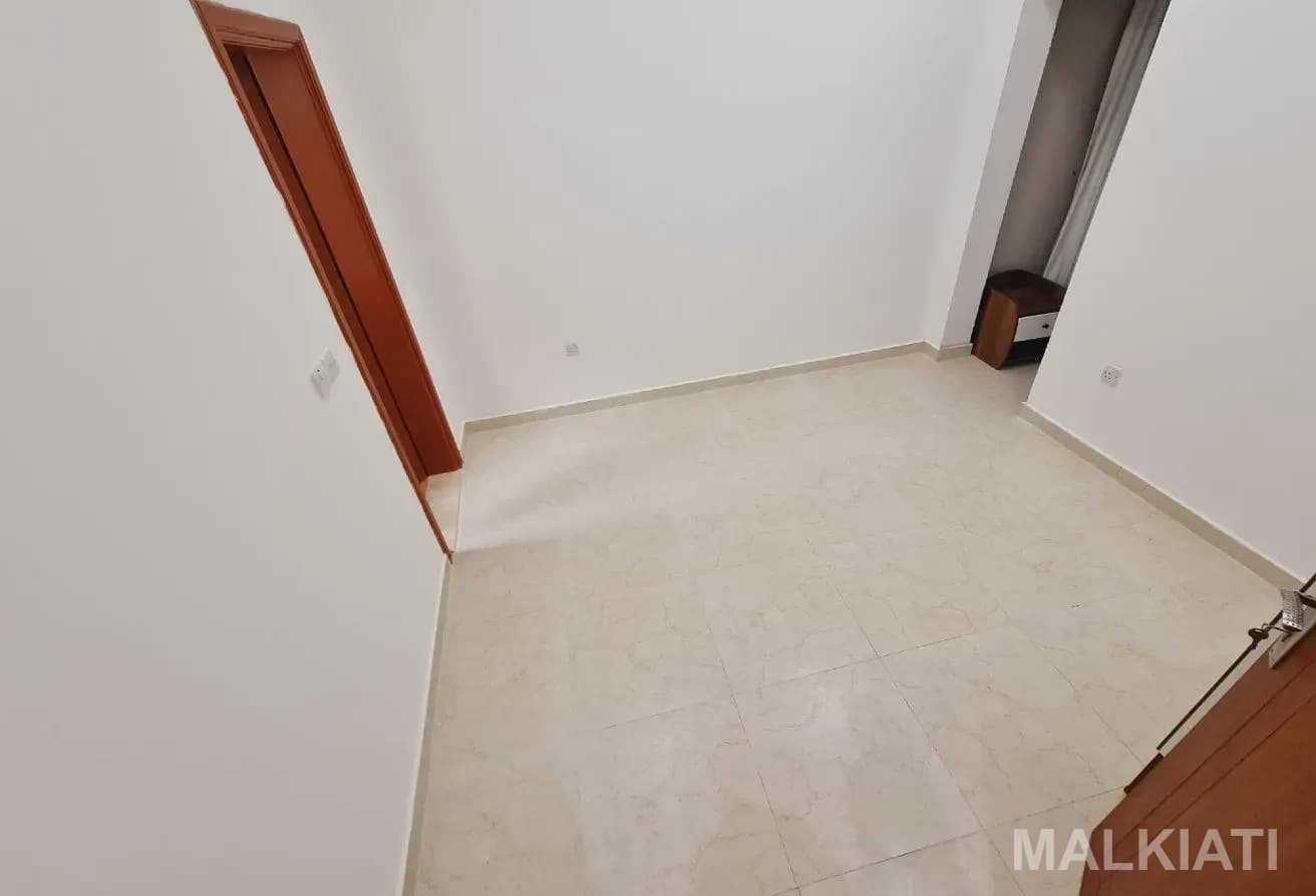 Unfurnished Apartment| 03 BR & 3 Baths| Muntazah - Image 2