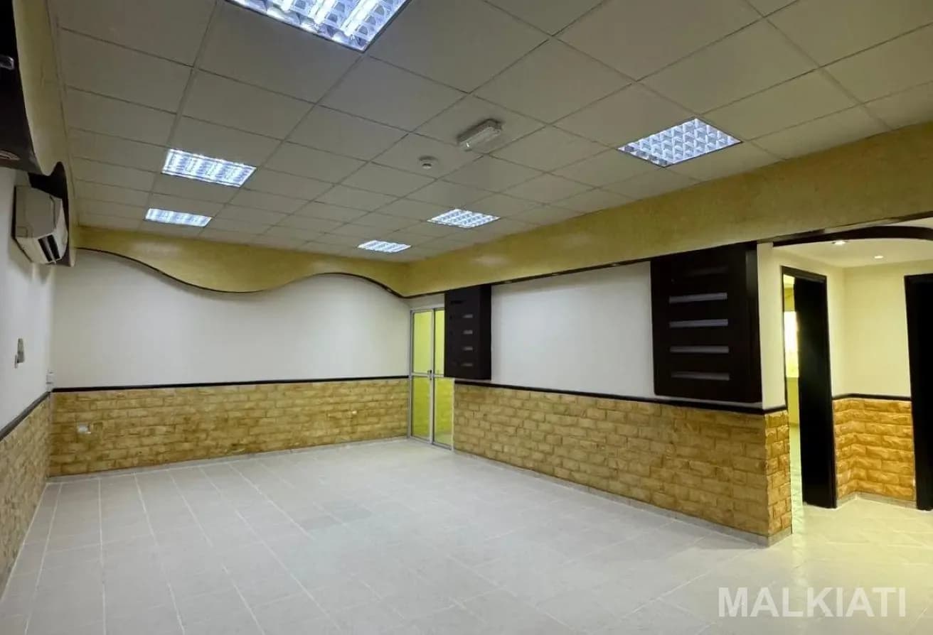 Unfurnished Flat| 02 Beds & 02 Baths| Balcony - Image 2