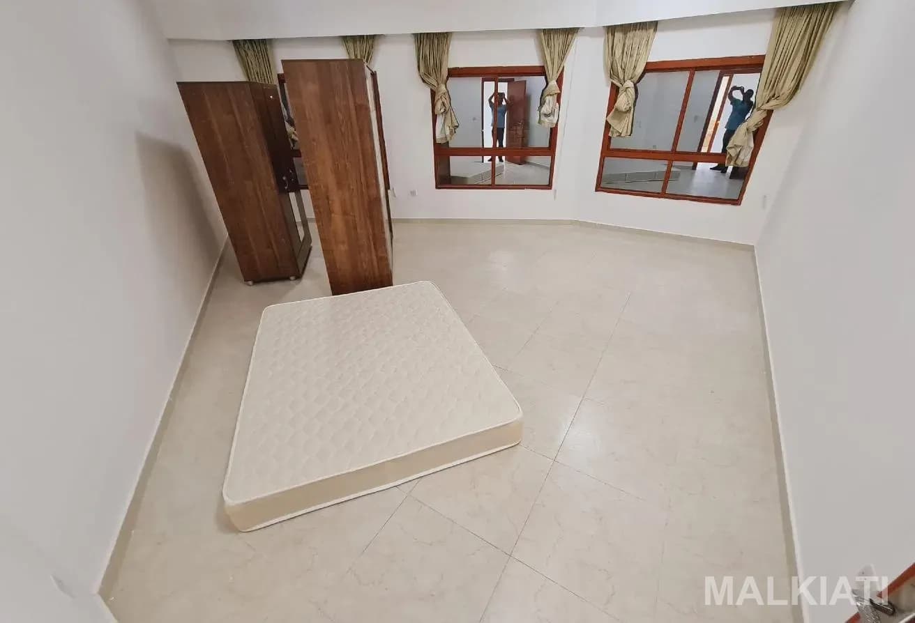 Unfurnished Flat| 02 Beds & 02 Baths| Balcony - Image 5