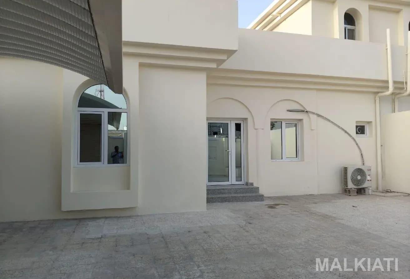 Standalone Villa| 03 BR & 04 Bath