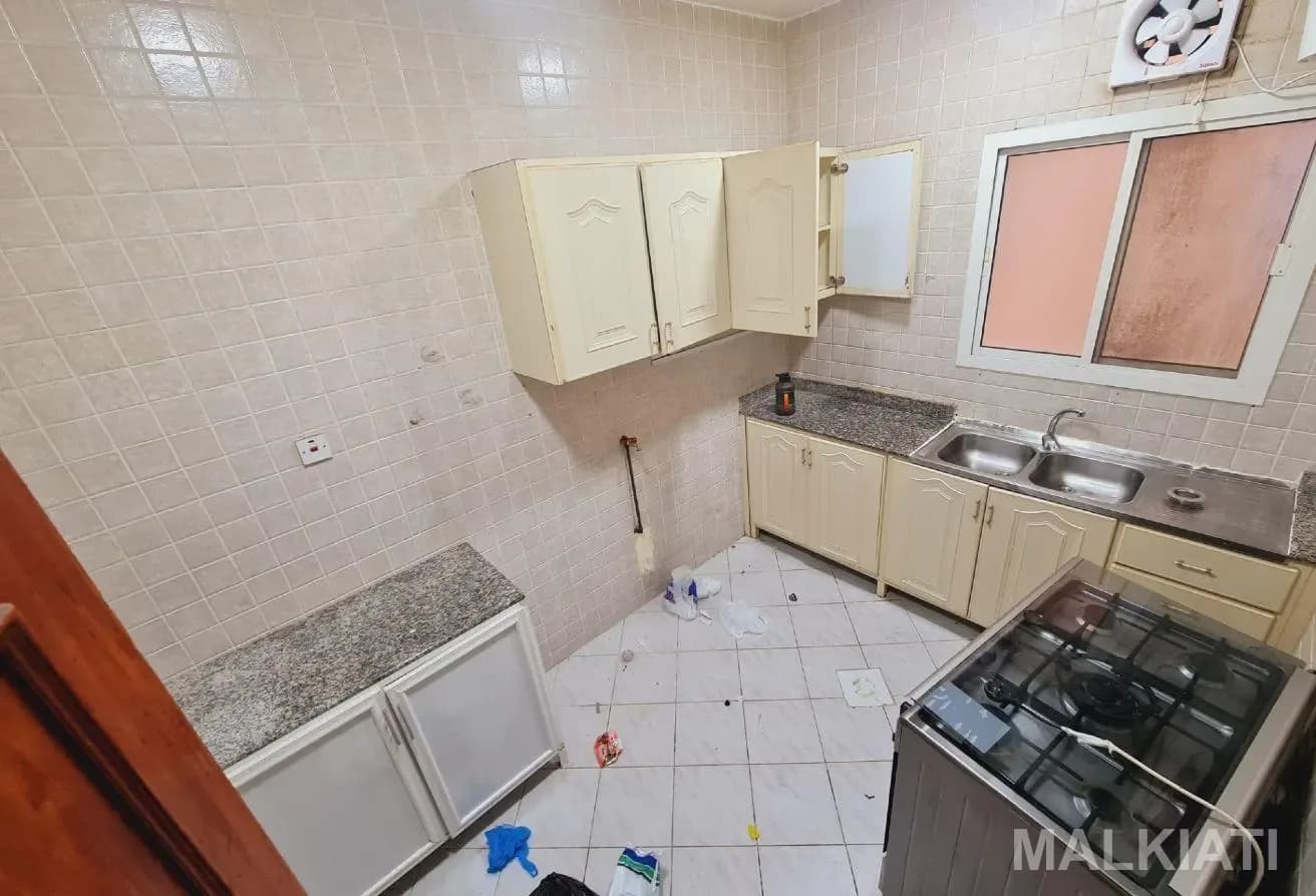 2 BHK | 2 months free | Al Mansoora | QAR 4000 - Image 4