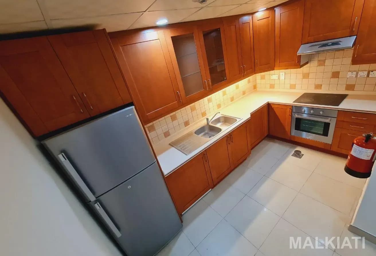 1 Bed | Semi furnished | Sea view | 7000 | Porto - Image 2