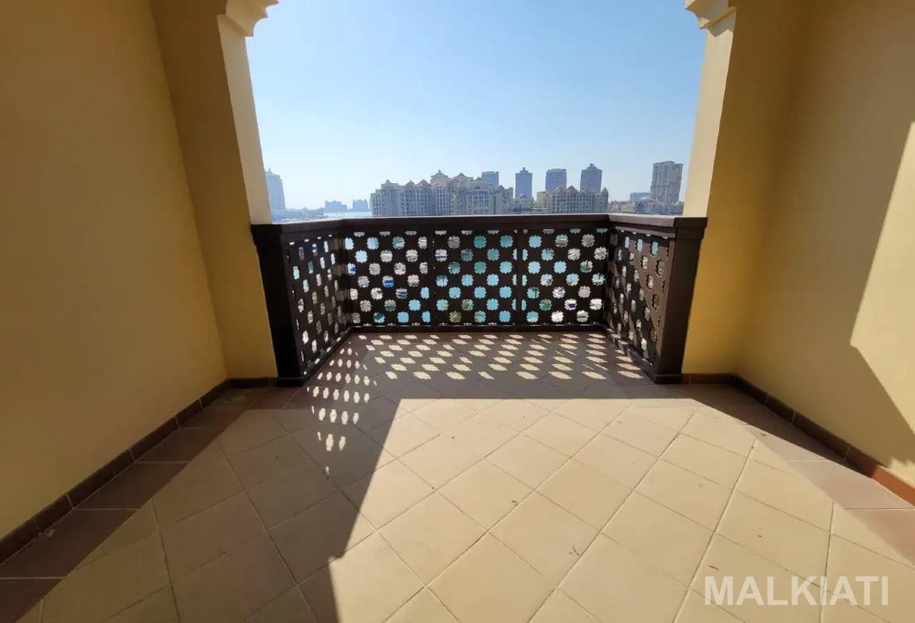 2 Bed | Semi furnished | Town house | Porto - Image 3