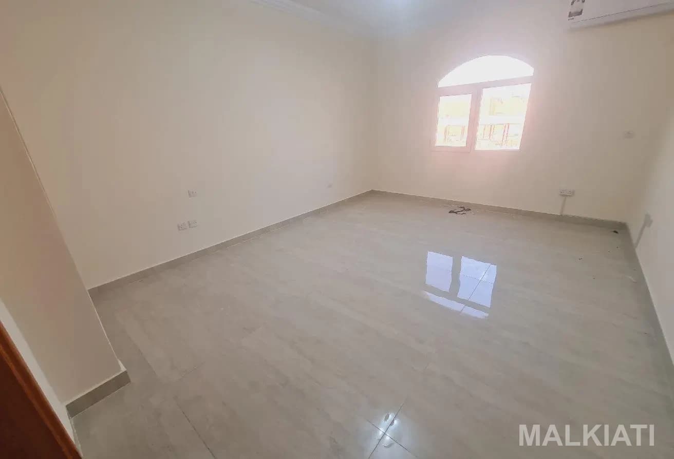 3 Bed | Compound apartments | Abu hamour | E & W - Image 3