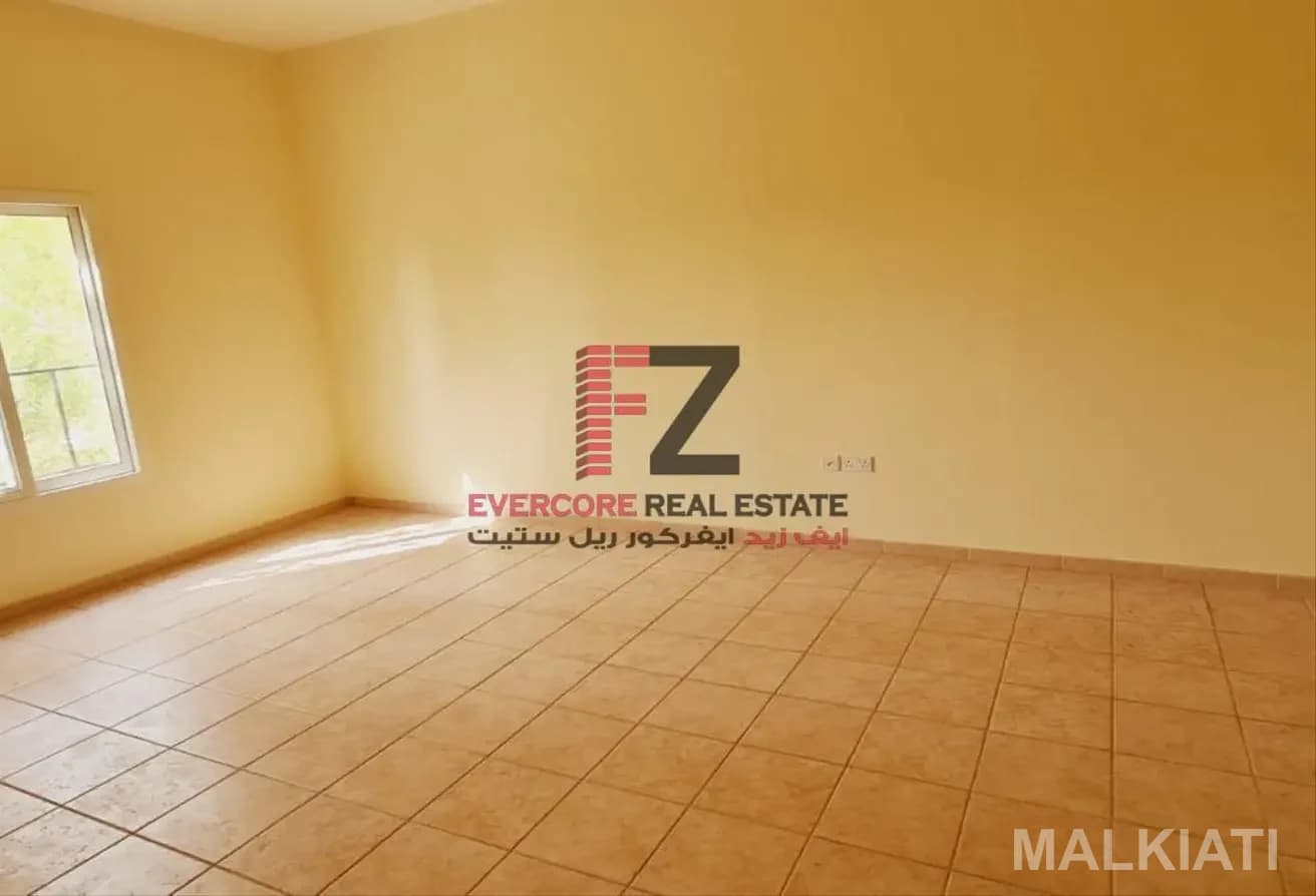Un furnished | 05 BR | Balcony | QAR. 10,000 - Image 2
