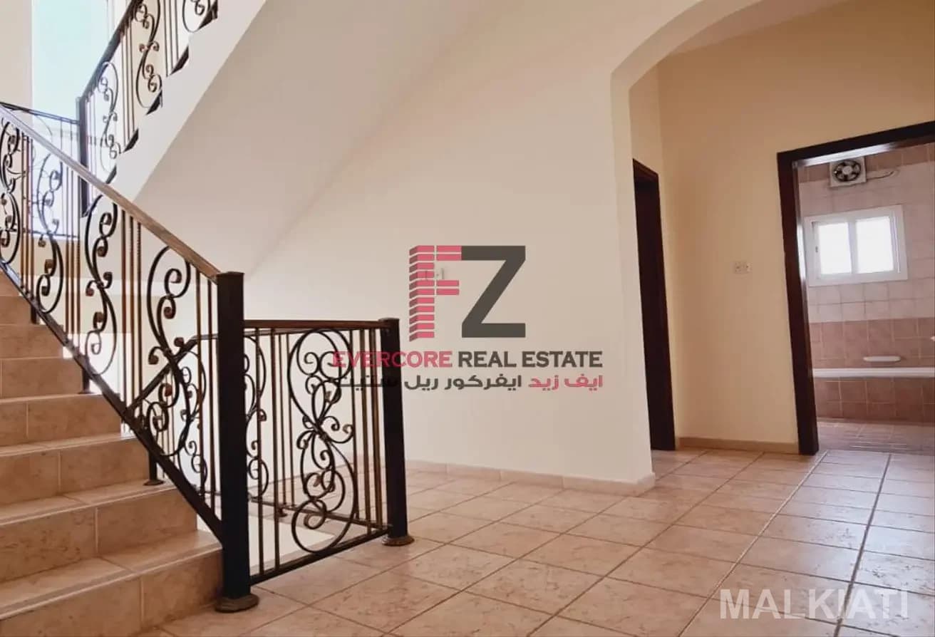 Un furnished | 05 BR | Balcony | QAR. 10,000 - Image 4