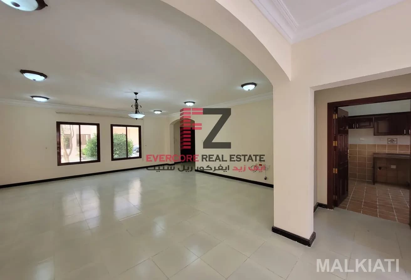 COMPOUND VILLA 03 BR UNFURNISHED - Al Thumama
