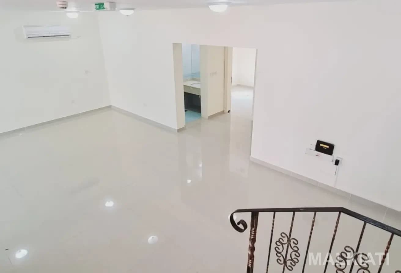 UF Villa | 03 Bed | Maids room | 02 months free - Image 5