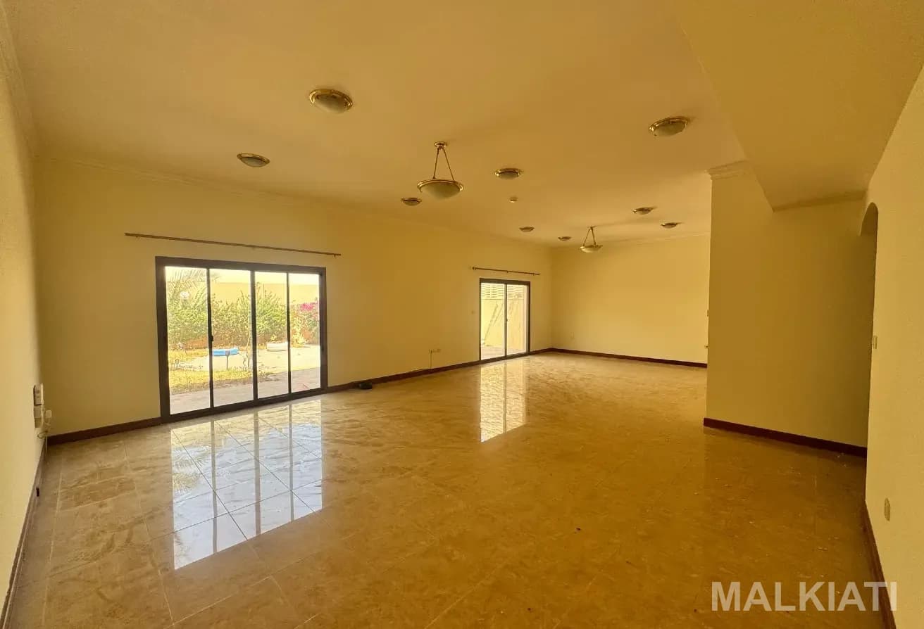 SPACIOUS VILLA| SEMI-FURNISHED| 03 BEDROOMS