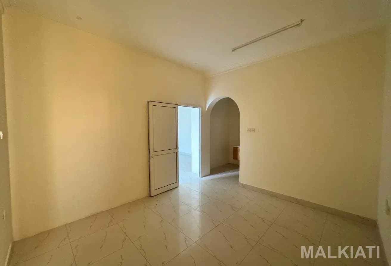 STANDALONE VILLA| 06 BEDROOMS| AL KHOR - Image 4