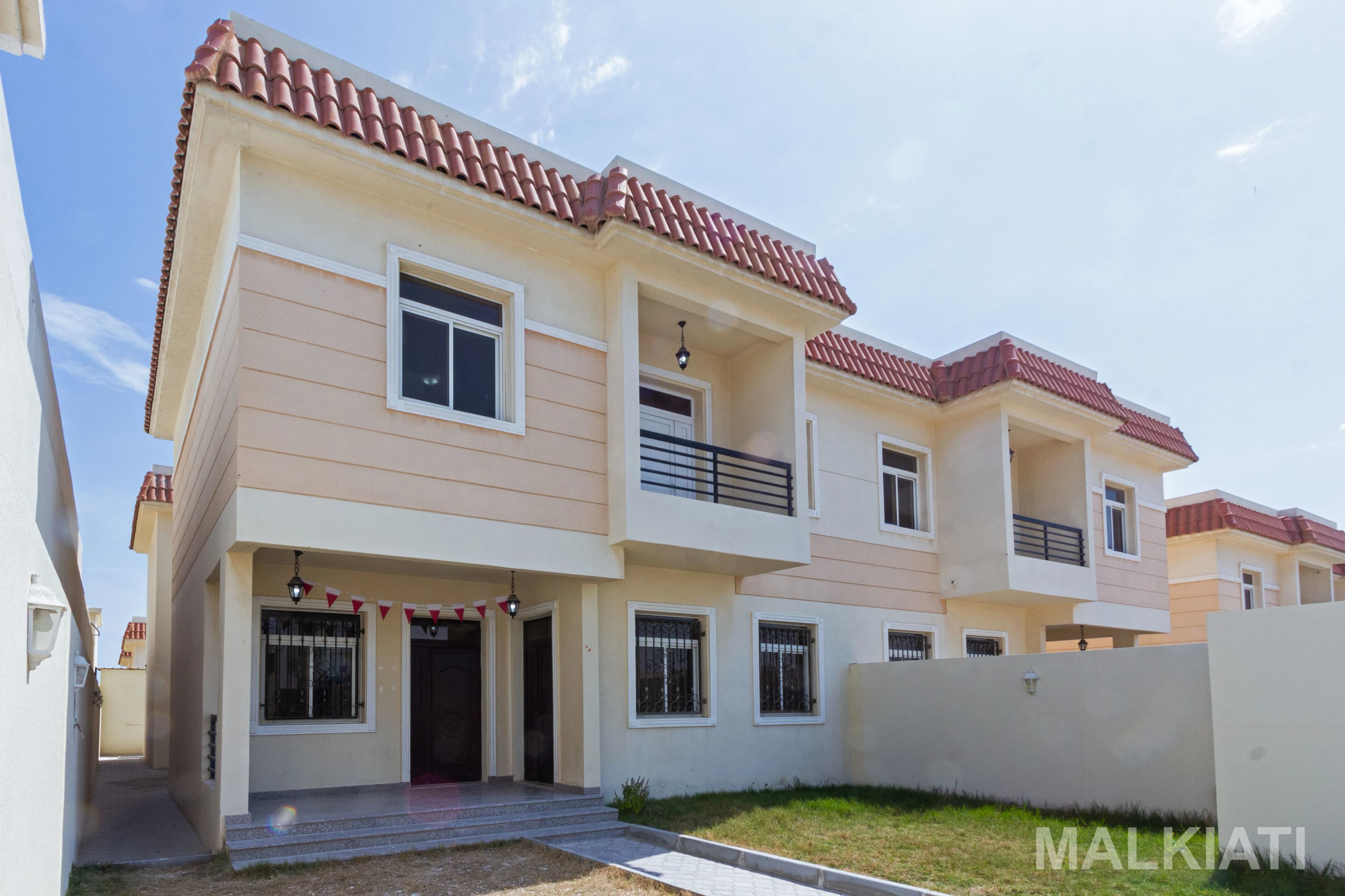 luxury 6 BD villa in al Hazm - Image 2