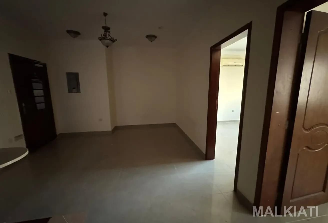 2 Bed | 1 Bathroom | Spli A/c | Ferej abdul aziz - Image 4