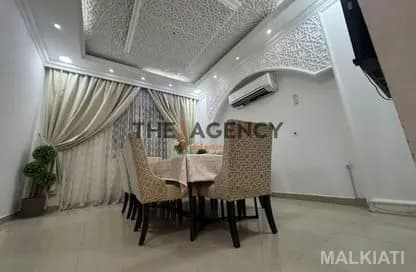 Luxury Independent Villa in Umm Qarn - Image 4