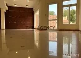 Stylish 3BR Villa + Maid’s Room | Lagoona - Image 4