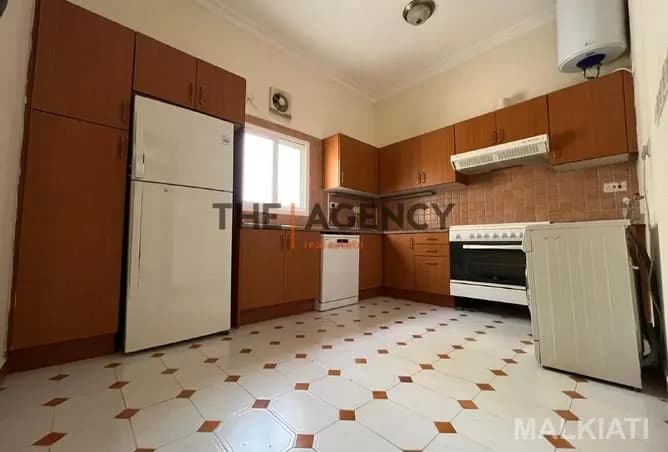 Elegant 3BR Villa + Maid’s Room | Lagoona - Image 2