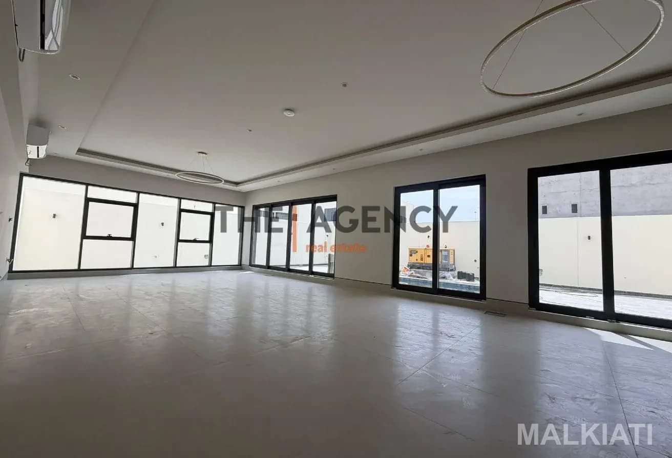 Brand New 5Bed Private Villa with Pool in Duhail