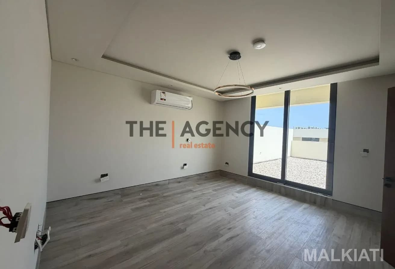 Brand New 5Bed Private Villa with Pool in Duhail - Image 2