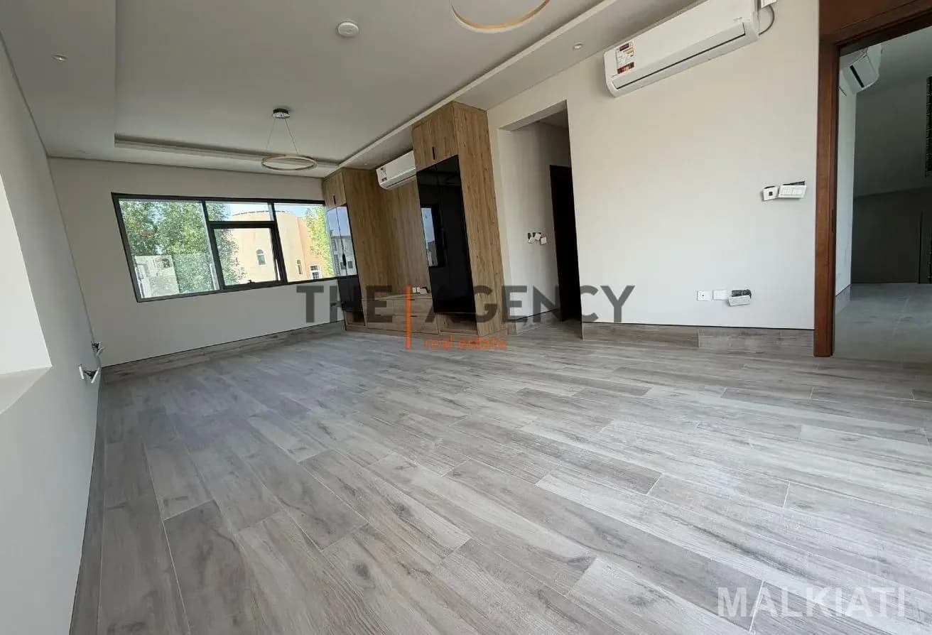 Brand New 5Bed Private Villa with Pool in Duhail - Image 5