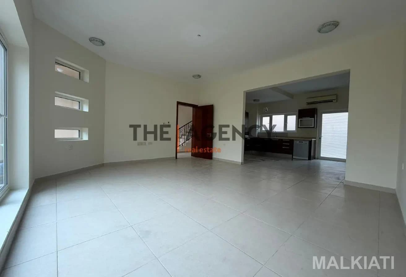 Elegant 4BED Villa with Spacious Garden in Al Thumama - Image 3