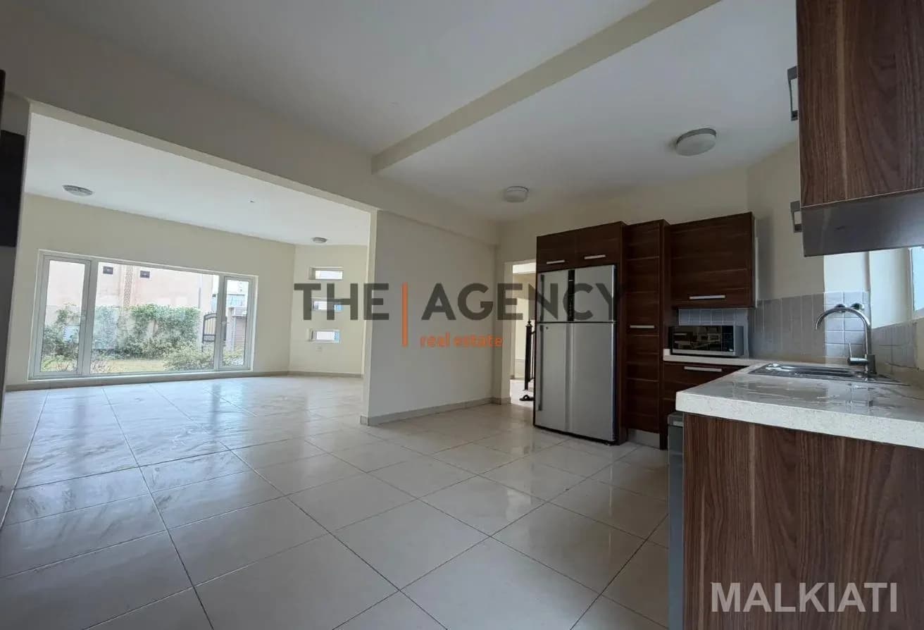 Elegant 4BED Villa with Spacious Garden in Al Thumama - Image 4