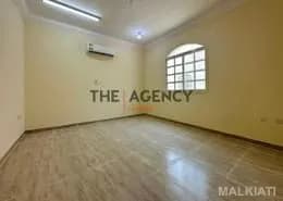 Spacious Family Villa Compound Living in Ain Khaled - Image 4