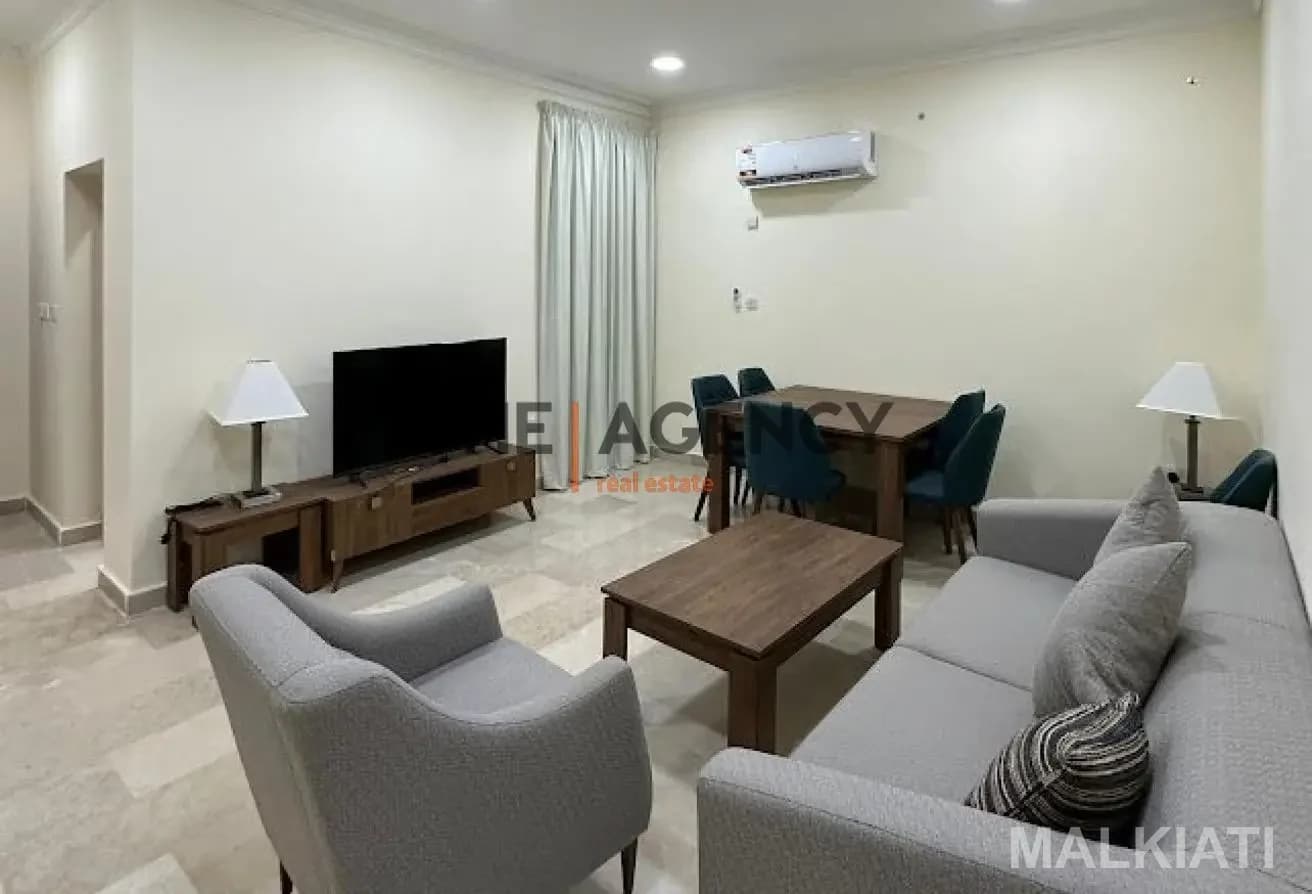 Nice Fully Furnished Family Villa in Umm Al Ammad - Image 2