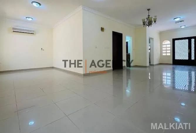 Spacious 4 BEDFamily Villa in a Peaceful Compound - Image 2