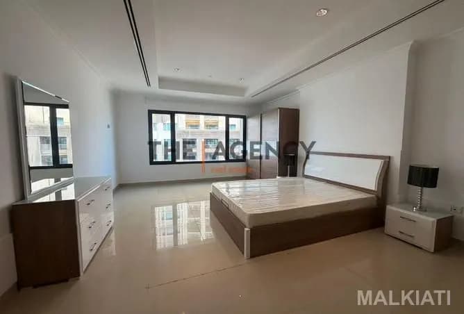 Elegant Fully Furnished Studio in The Pearl Qatar - Image 3