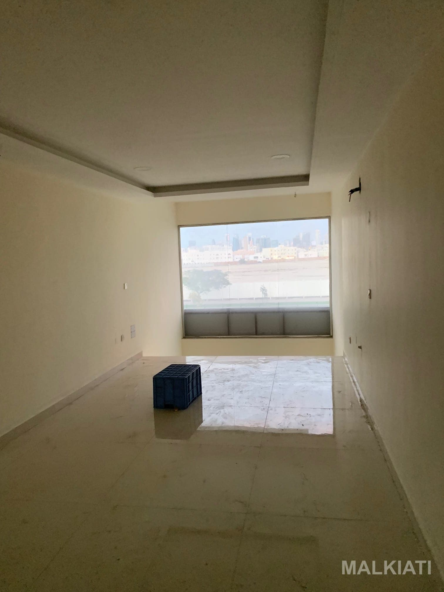 3‑Floor Commercial Shop for Rent in Madinat Khalifa | Direct from Owner - Image 3
