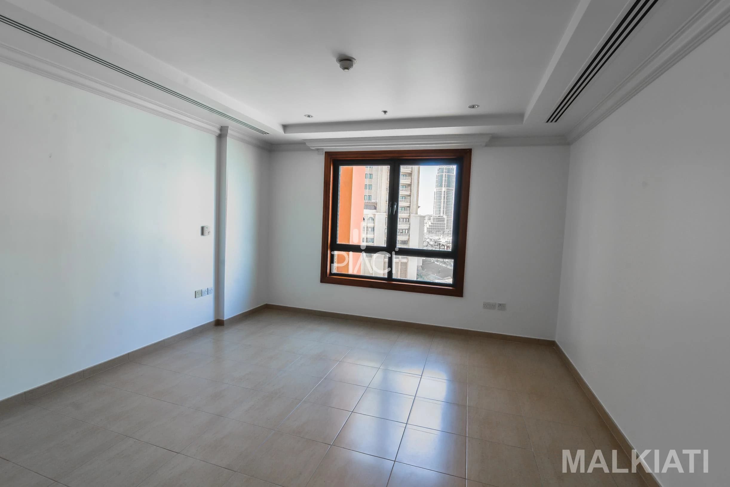 Charming SF 3 BD Apt | Sea View | Porto Arabia - Image 3