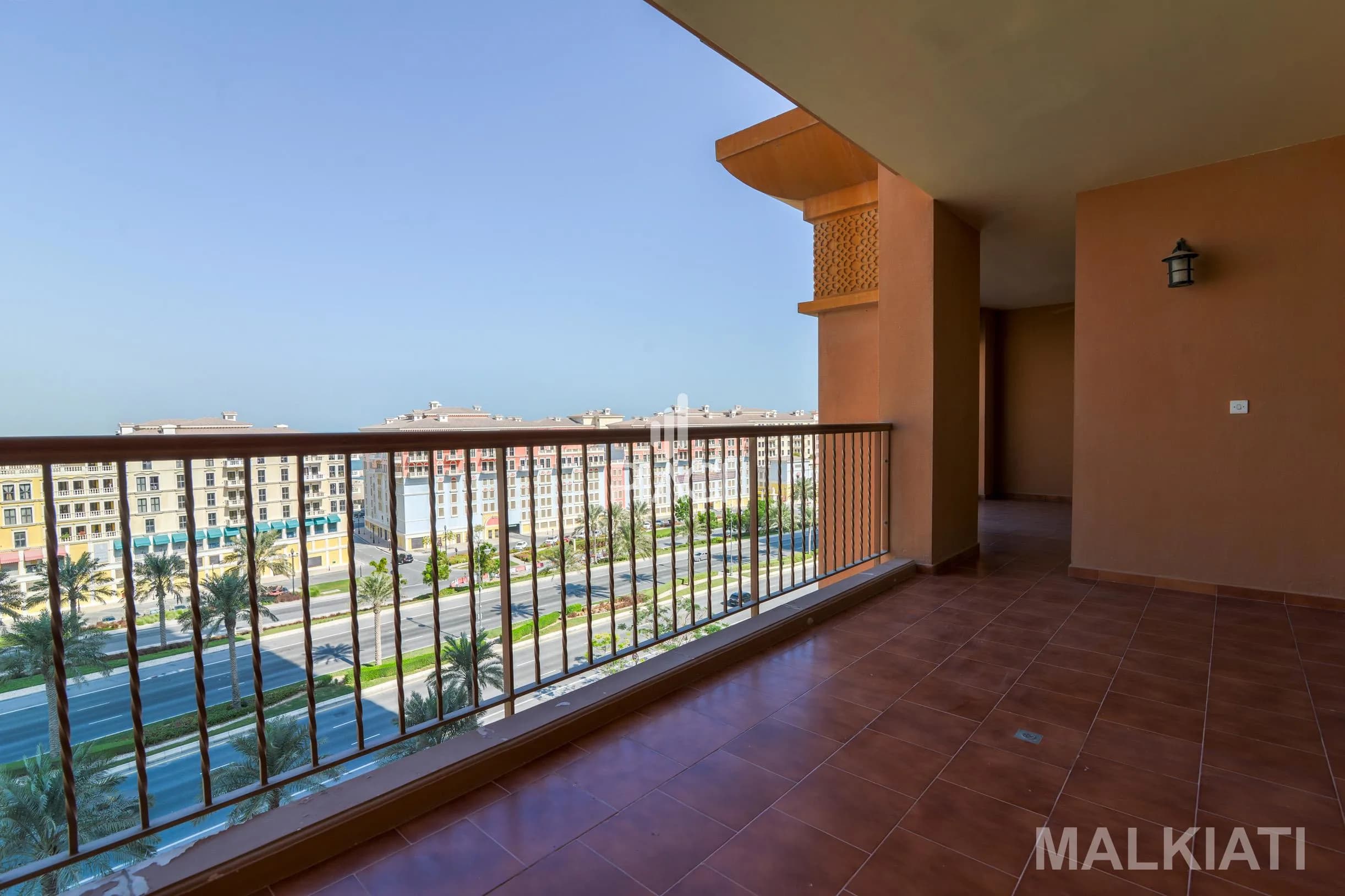 Charming SF 3 BD Apt | Sea View | Porto Arabia - Image 5