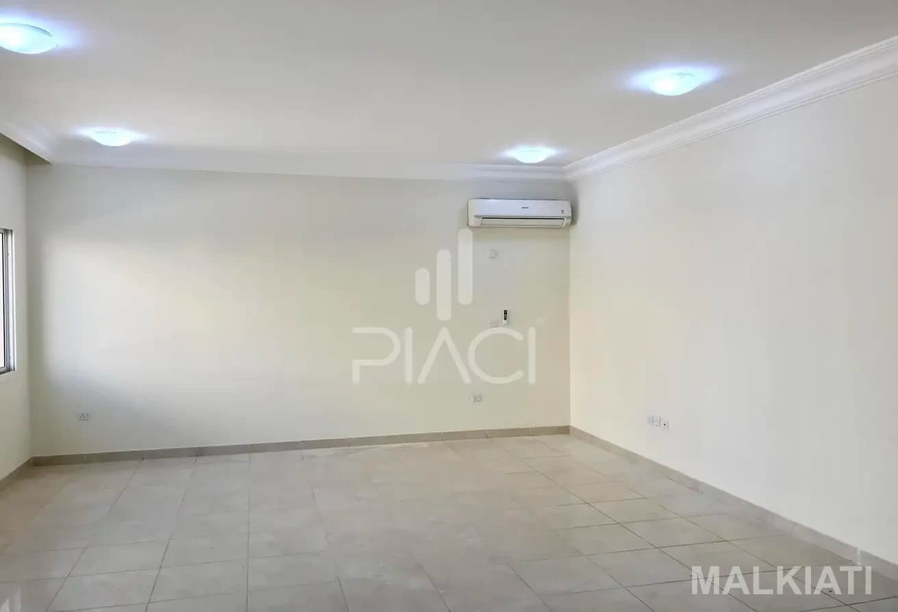 Fabulous UF 5 BD Compound Villa | Umm Salal Ali - Image 3