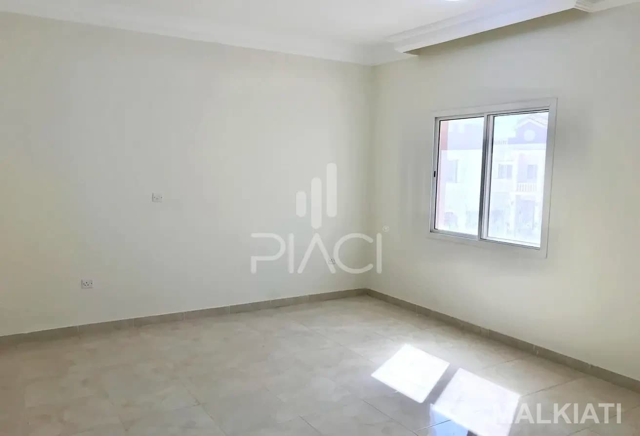 Fabulous UF 5 BD Compound Villa | Umm Salal Ali - Image 5