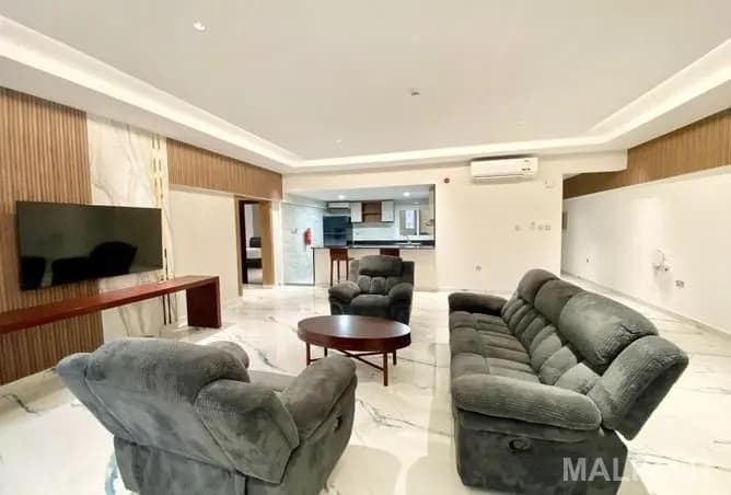 Charming FF 2 BD Apt | Prime Location | With Bills