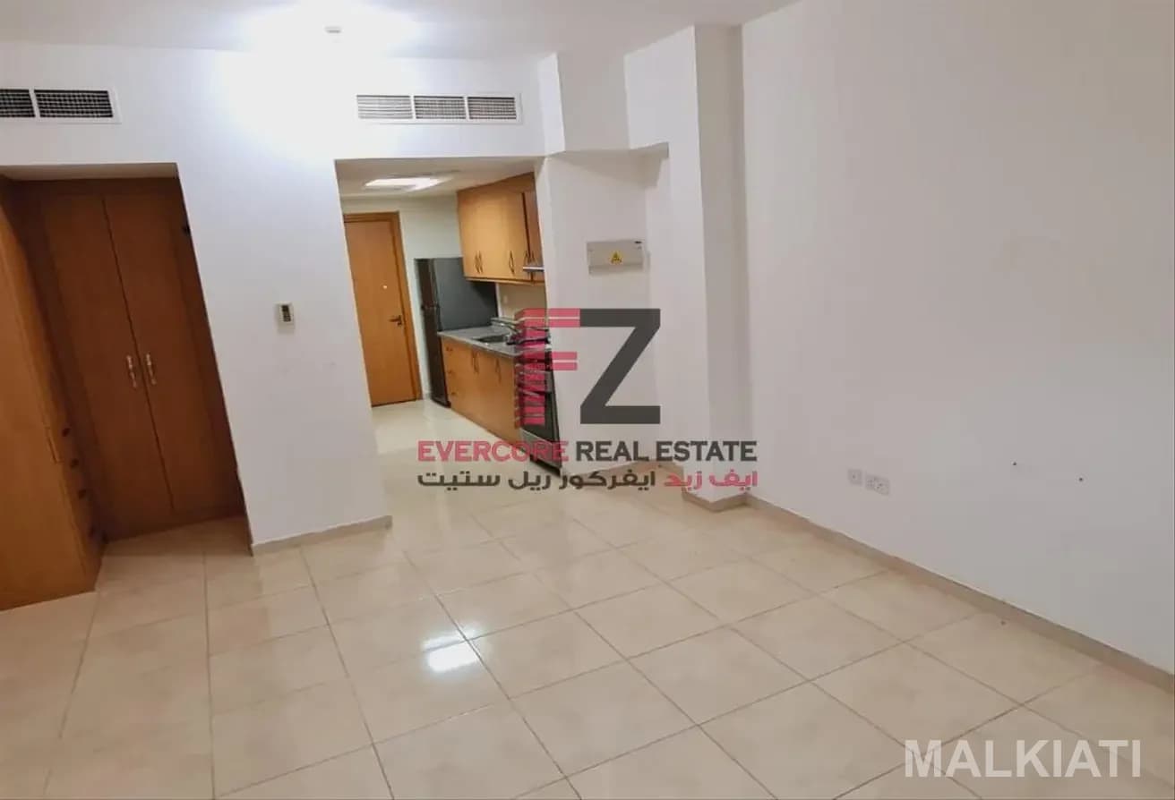 Studio | Balcony | Higher floor | For sale | 700K